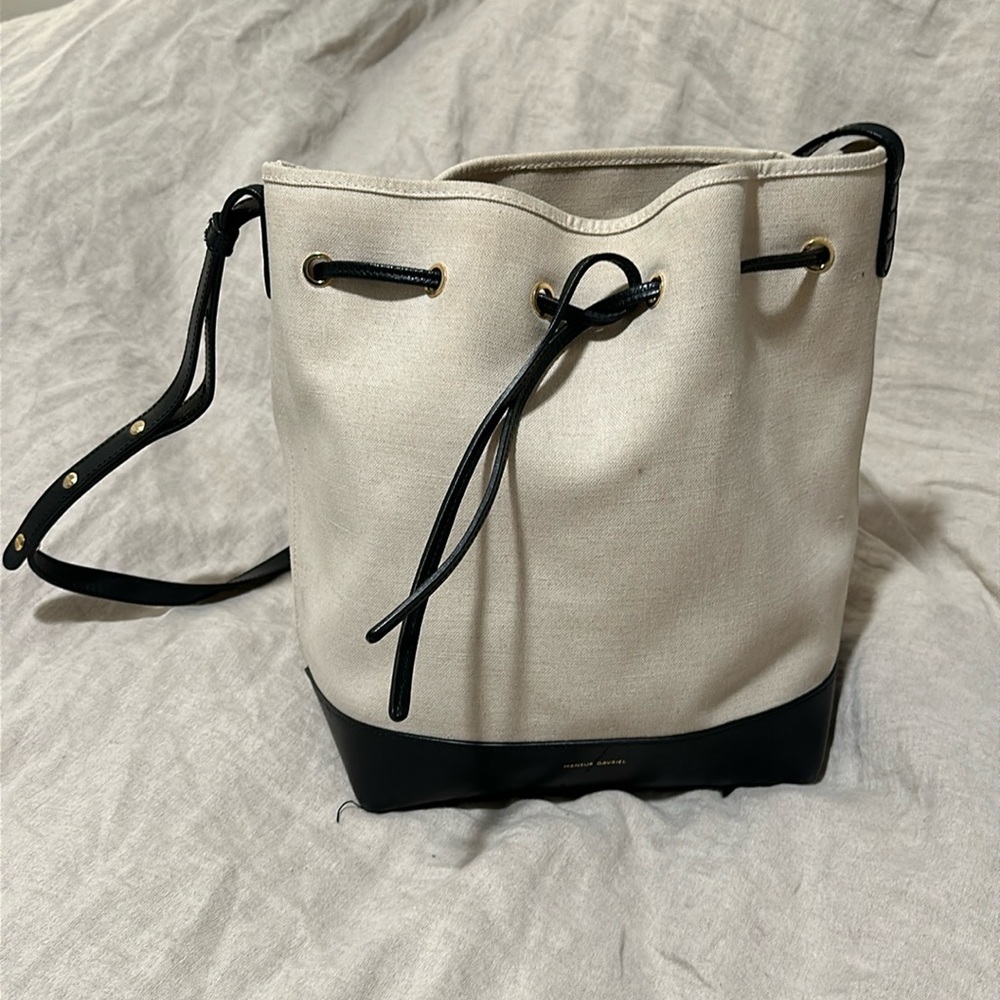 Mansur Gavriel Cream and Black‎ Shoulder Bag